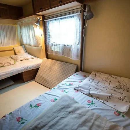 Caravan With Kitchen And Terrace Gobarjeva 1 * Catez ob Savi
